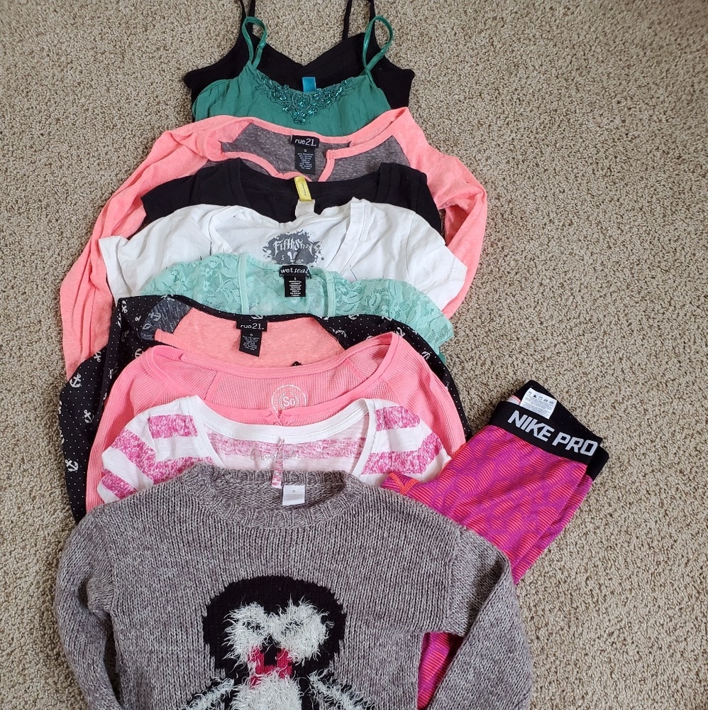 Lot/bundle girls size Small